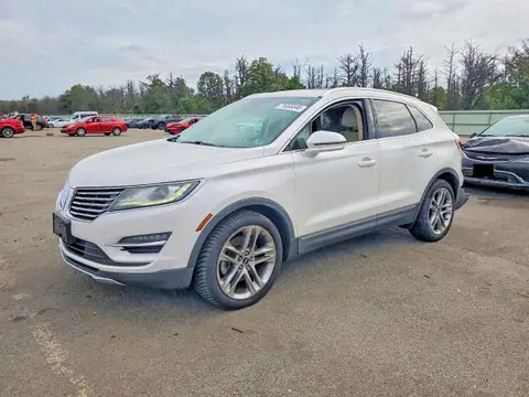 5LMTJ2AH5FUJ42056 — 2015 Lincoln MKC, Задняя часть (Rear End), фото до ремонта