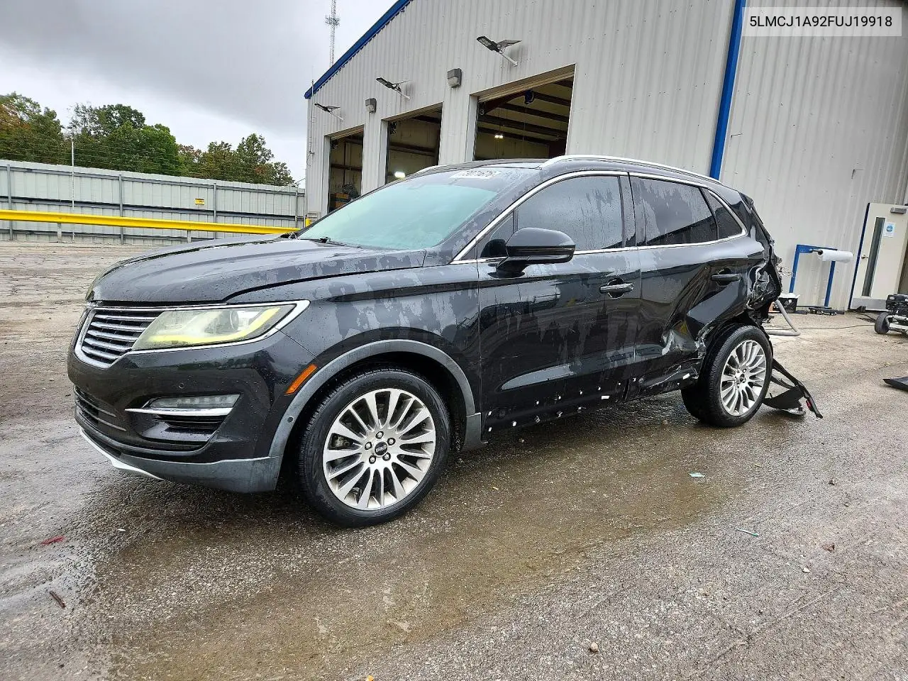 5LMCJ1A92FUJ19918 Lincoln MKC 2015 — повреждение Задняя часть, фото до ремонта