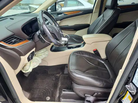 5LMCJ3D99GUJ07936 — 2016 Lincoln MKC, фото 7 с аукциона Copart, Передняя часть