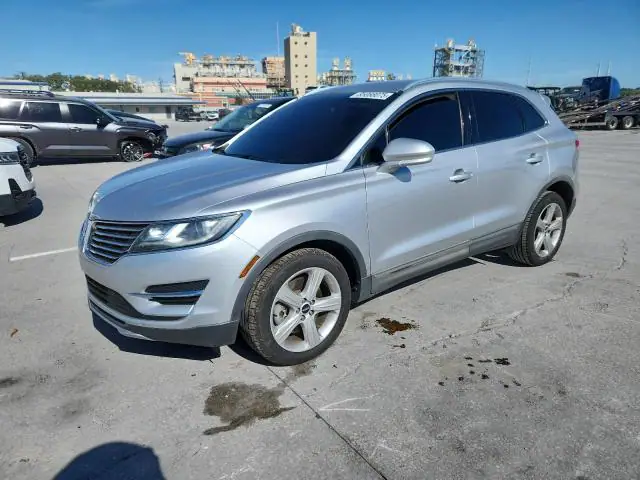 5LMCJ1C96GUJ04997 — 2016 Lincoln MKC, Задняя часть (Rear End), фото до ремонта
