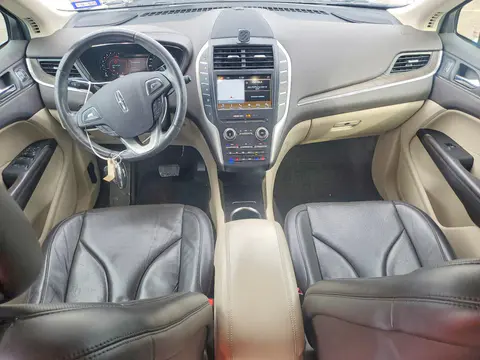 2017 Lincoln Mkc Reserve VIN 5LMCJ3C92HUL02571 фото 8