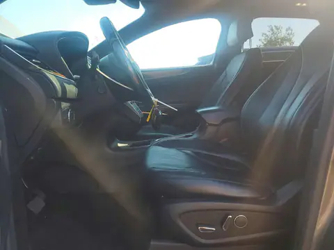 5LMCJ3D99HUL30852 — 2017 Lincoln MKC, фото 7 с аукциона Copart, Подтопление