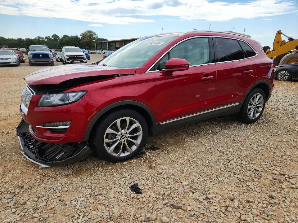 5LMCJ2C97KUL21604 Lincoln MKC 2019 — повреждение Передняя часть, фото до ремонта