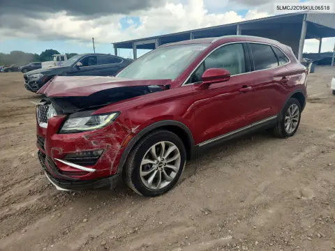 5LMCJ2C95KUL06518 — 2019 Lincoln MKC, Передняя часть, фото до ремонта