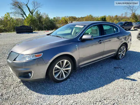 1LNHL9DR2BG612360 — 2011 Lincoln MKS, Сторона, фото до ремонта