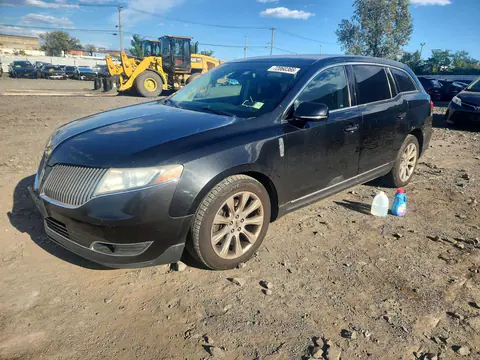 2LMHJ5AT4EBL53644 — 2014 Lincoln MKT, Задняя часть, фото до ремонта