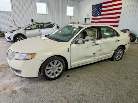 3LNHL2JC8CR827940 — 2012 Lincoln MKZ, Боковая часть (Side), фото до ремонта