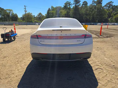3LN6L5C99HR651028 — 2017 Lincoln MKZ, Передняя часть, фото до ремонта