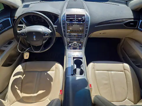3LN6L5C99HR651028 — 2017 Lincoln MKZ, Передняя часть, фото до ремонта