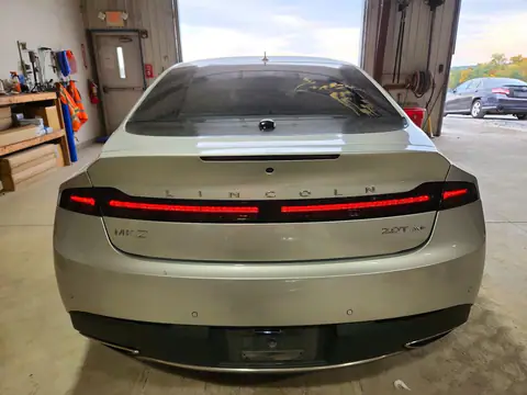 3LN6L5F94JR603695 — 2018 Lincoln MKZ, Передняя часть, фото до ремонта