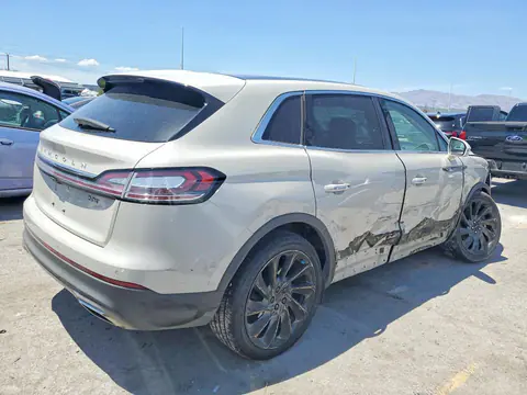 2019 Lincoln Nautilus VIN 2LMPJ6L99KBL18676 фото 3