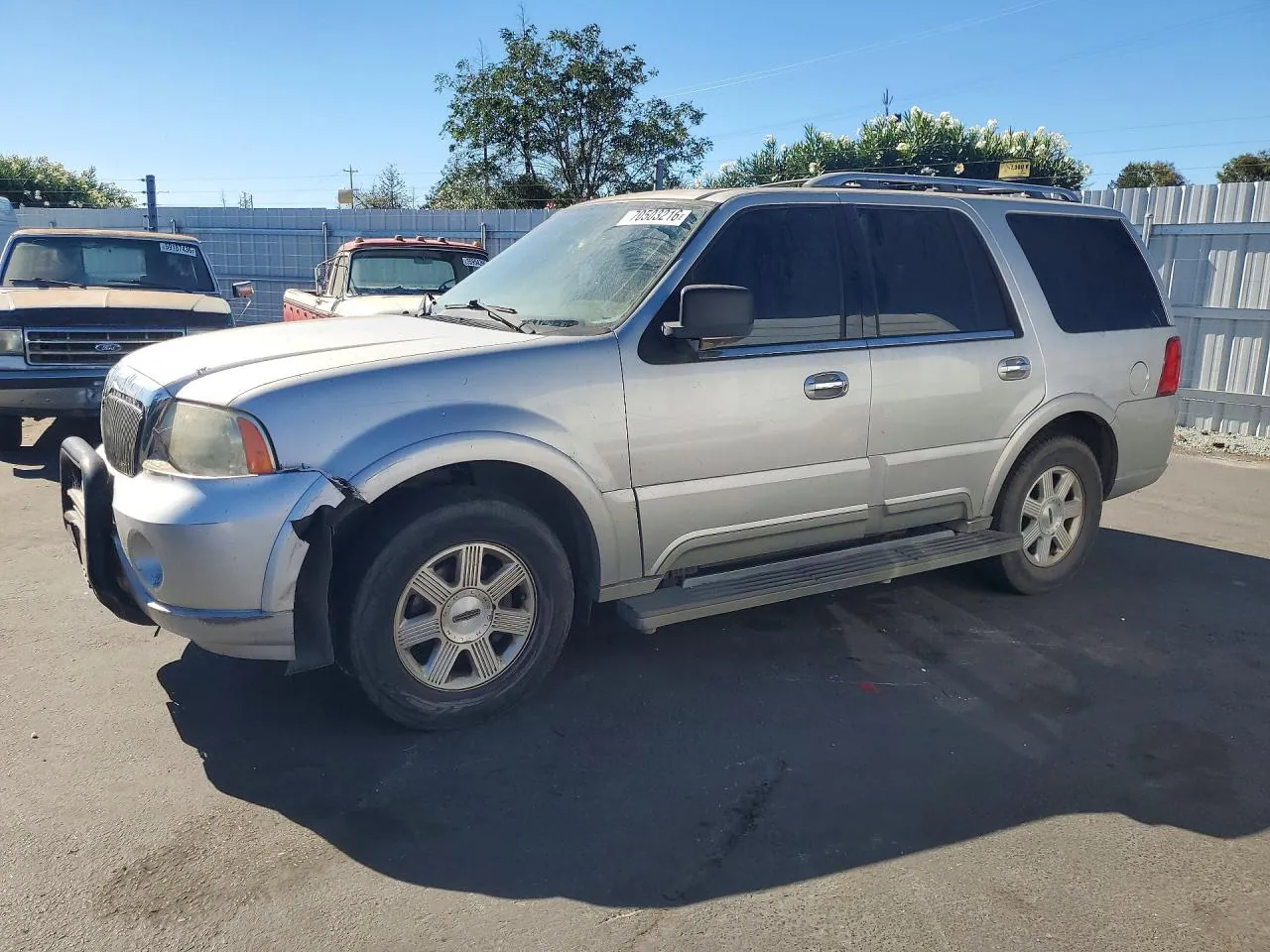 2003 Lincoln Navigator VIN 5LMFU27R23LJ38679 фото 1