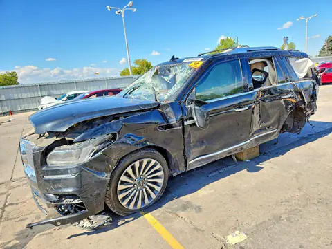 5LMJJ2LT4JEL12144 — 2018 Lincoln Navigator, Опрокидывание (Rollover), фото до ремонта