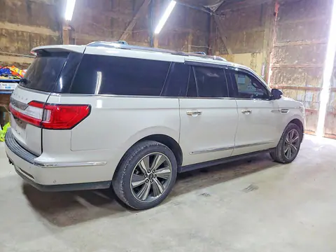 2019 Lincoln Navigator VIN 5LMJJ3LT9KEL20134 фото 3