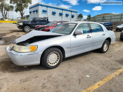 1LNHM81W41Y665359 — 2001 Lincoln Town Car, Передняя часть, фото до ремонта