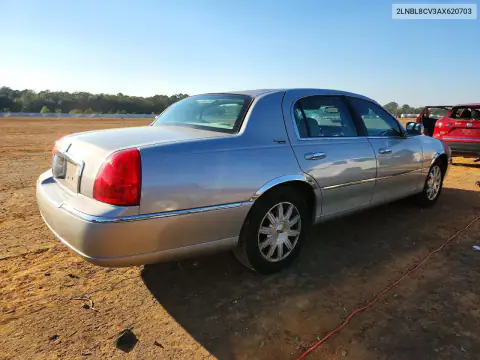 2LNBL8CV3AX620703 — 2010 Lincoln Town Car, фото 3 с аукциона Copart, Подтопление