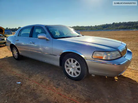2LNBL8CV3AX620703 — 2010 Lincoln Town Car, фото 4 с аукциона Copart, Подтопление