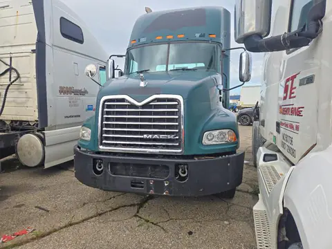 2017 MACK 600 VIN 1M1AW01X8HM009483 фото 1