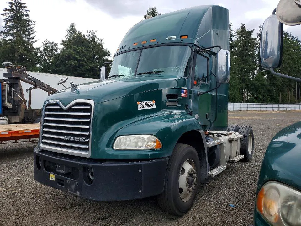 2018 Mack 600 VIN 1M1AW01X7JM010629 фото 1
