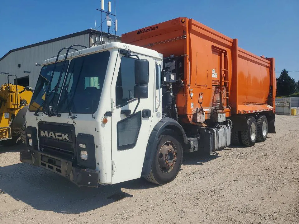 2018 MACK 600 VIN 1M2LR06C5JM003390 фото 1