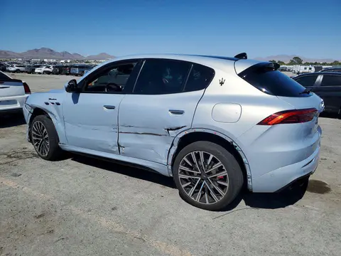 2023 Maserati Grecale VIN ZN682AVM4P7407902 фото 2