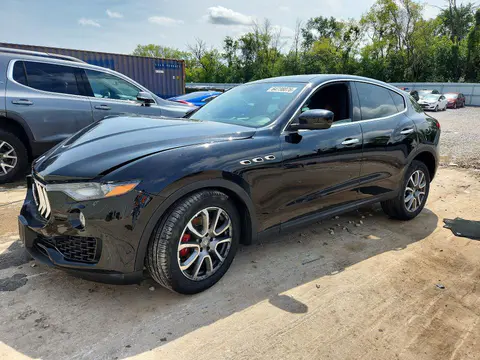 ZN661XUA7HX253367 — 2017 Maserati Levante, Передняя часть (Front End), фото до ремонта