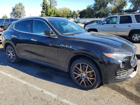 2017 Maserati Levante VIN ZN661YUS3HX241246 фото 4