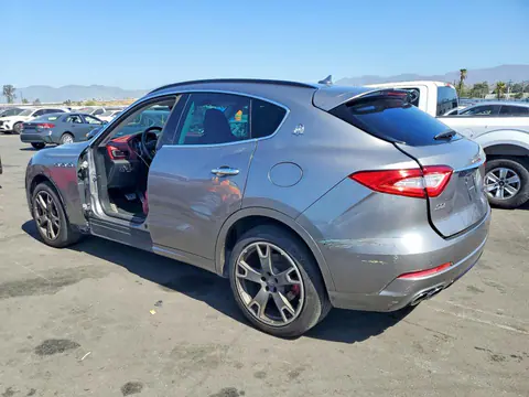 2017 Maserati Levante VIN ZN661YUS1HX253606 фото 2