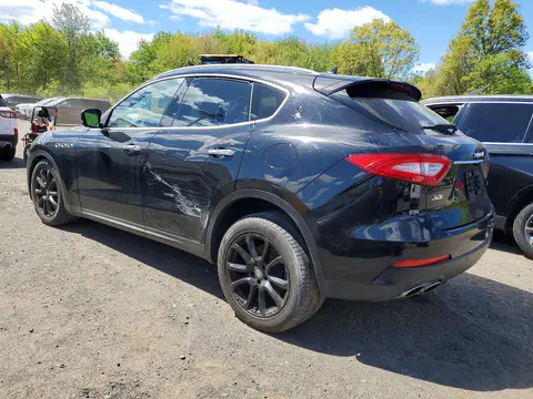 2018 Maserati Levante VIN ZN661YUA2JX301305 фото 2