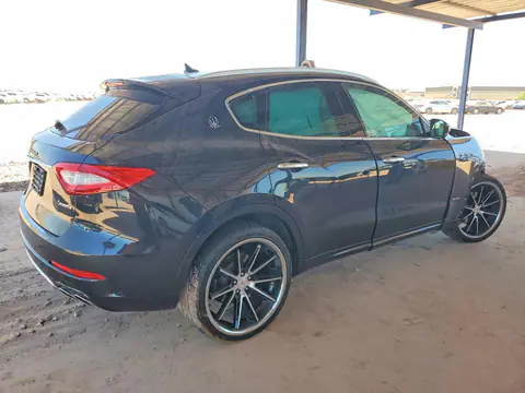 2018 Maserati Levante VIN ZN661XUL1JX294360 фото 3