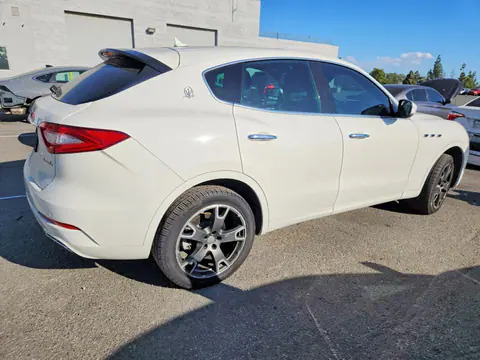 2019 Maserati Levante VIN ZN661XUAXKX308336 фото 3