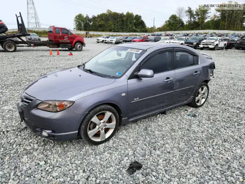 JM1BK123941211472 — 2004 Mazda 3, Задняя часть, фото до ремонта