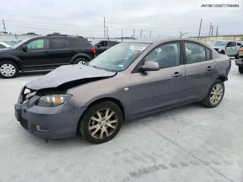 JM1BK12G671706686 — 2007 Mazda 3, Задняя часть, фото до ремонта