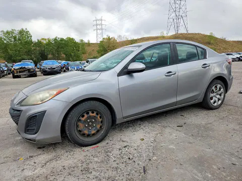 JM1BL1UF2B1405598 — 2011 Mazda 3, Передняя часть (Front End), фото до ремонта