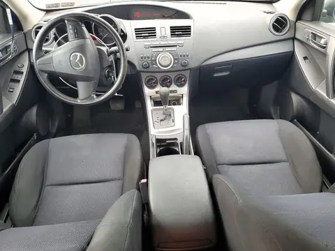 JM1BL1UG8B1408644 — 2011 Mazda 3, фото 8 с аукциона Copart, Задняя часть