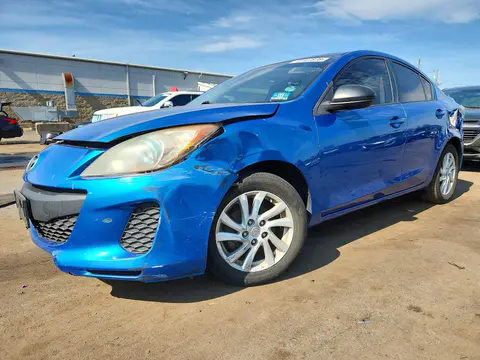 JM1BL1W88C1527608 — 2012 Mazda 3, Передняя часть (Front End), фото до ремонта
