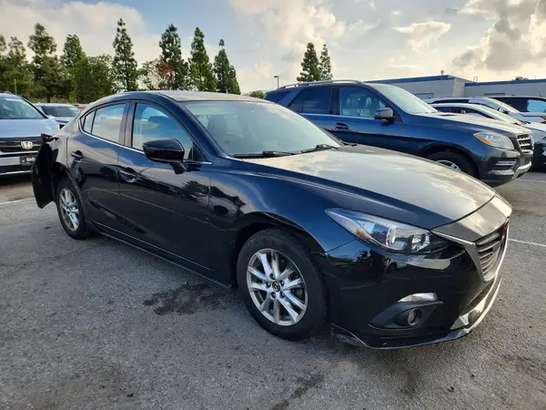 JM1BM1U72G1320449 — 2016 Mazda 3, фото 4 с аукциона Copart, Задняя часть