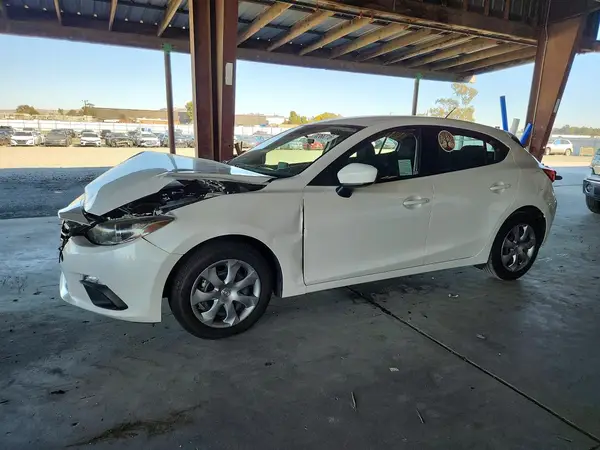 JM1BM1J71G1337781 — 2016 Mazda 3, Передняя часть (Front End), фото до ремонта