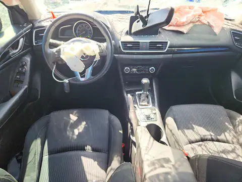 3MZBM1W72GM314308 — 2016 Mazda 3, фото 8 с аукциона Copart, Передняя часть