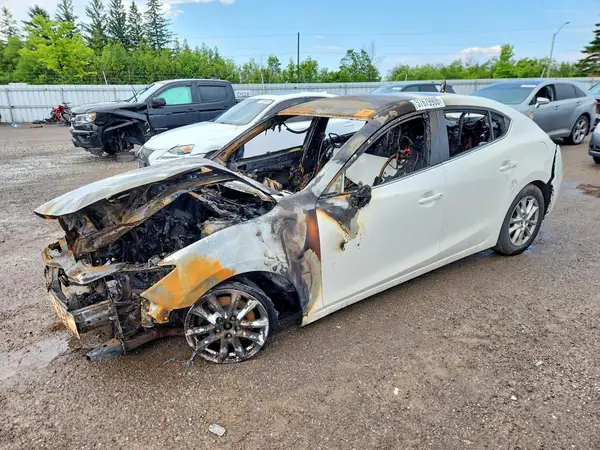 JM1BN1V73H1113999 — 2017 Mazda 3, Пожар (Burn), фото до ремонта