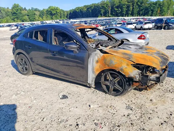 3MZBN1K75HM134891 — 2017 Mazda 3, фото 4 с аукциона Copart 07.10.2026, Пожар