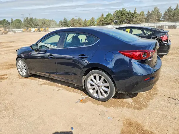 3MZBN1V74HM135784 — 2017 Mazda 3, фото 2 с аукциона Copart, Передняя часть