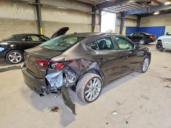 3MZBN1V70HM146071 — 2017 Mazda 3, фото 3 с аукциона Copart 12.10.2026, Град
