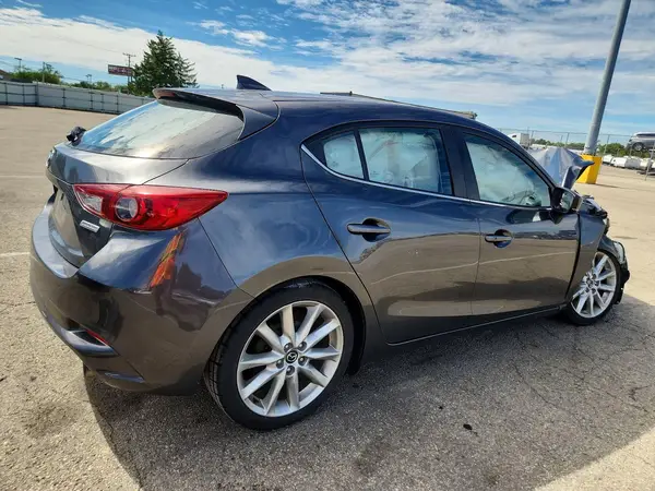 JM1BN1M30H1142391 — 2017 Mazda 3, фото 3 с аукциона Copart, Передняя часть