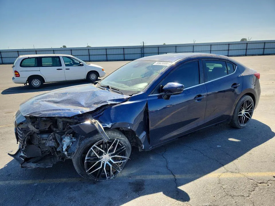 2018 Mazda 3 VIN 3MZBN1V3XJM168081 фото 1