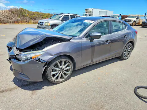 3MZBN1V38JM256403 — 2018 Mazda 3, Передняя часть (Front End), фото до ремонта