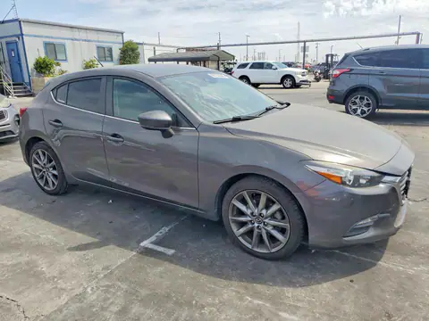 3MZBN1L32JM176484 — 2018 Mazda 3, фото 4 с аукциона Copart 14.10.2026, Мелкие вмятины и царапины