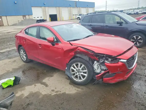3MZBN1U74JM198973 — 2018 Mazda 3, фото 4 с аукциона Copart, Передняя часть