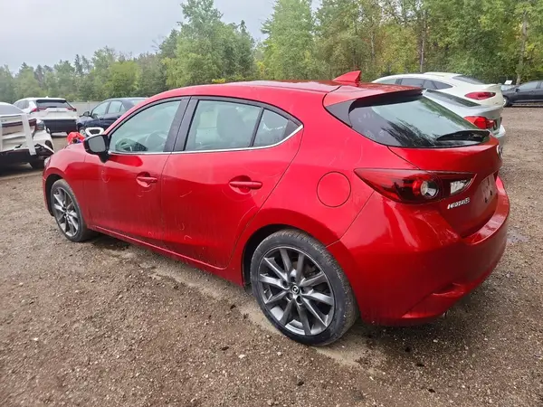 3MZBN1M3XJM189790 — 2018 Mazda 3, фото 2 с аукциона Copart, Задняя часть