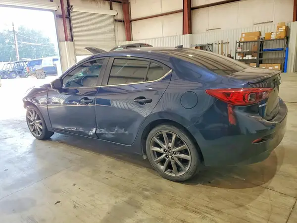 2018 MAZDA 3 VIN 3MZBN1V30JM266844 фото 2